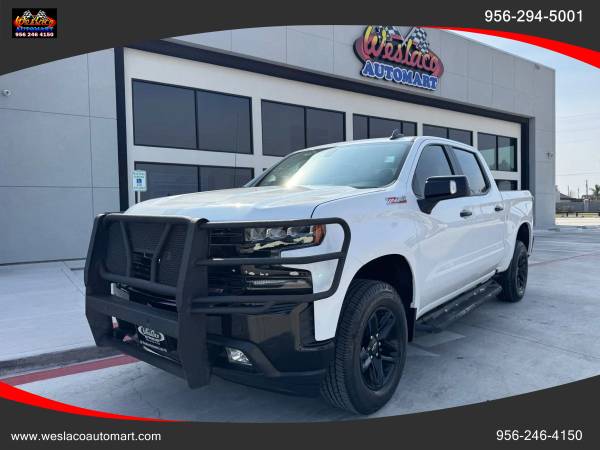 2020 Chevrolet Silverado 1500 Crew Cab - Financing Available! 1