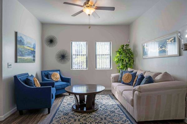 $1,765 / 2br - 988ft2 - Fabulous 2 bed / 2 bath, 988 Sq Feet in a prime location! (Chandler)64024995780739120