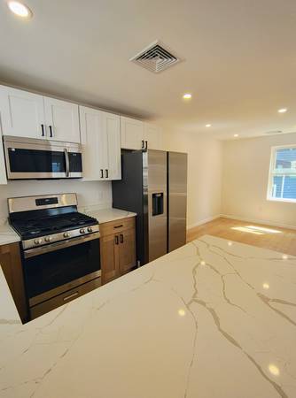 $2,495 / 3br - 1200ft2 - ****Providence/Northside – Townhouse de Construcción Totalmente Nueva - $2,495** (107 Metcalf Street, Providence)64002828153731124