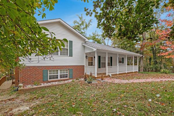 NEW LISTING ALERT!! - LUSBY 1