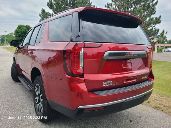 2024 GMC Yukon AT4 5.3L V8 4WD - $57,900 (Redford)63622092357123122