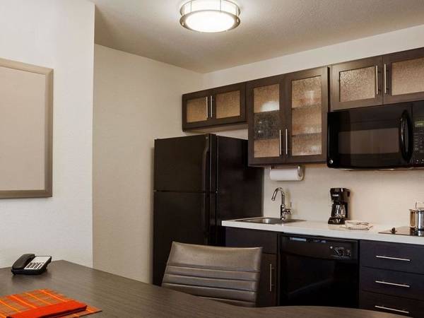 $312 Studio, Free Utilities, Flat Screen TVs (NEAR MEDICAL CENTER)63681045174147123