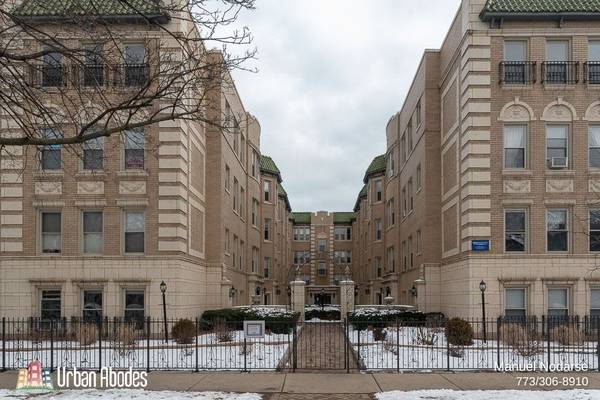 $1,795 / 1br - 700ft2 - Incredible 1 Bedroom, 1 Bath in Wrigleyville, Available: 11/1/2025 (Wrigleyville)64041808168067120