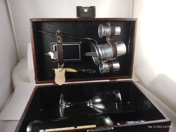 Leather Bound Tasting Kit 1
