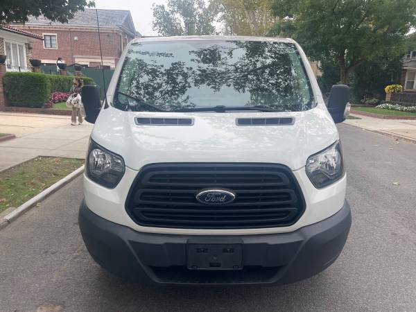 2019 Ford Transit 150 - Photo 4