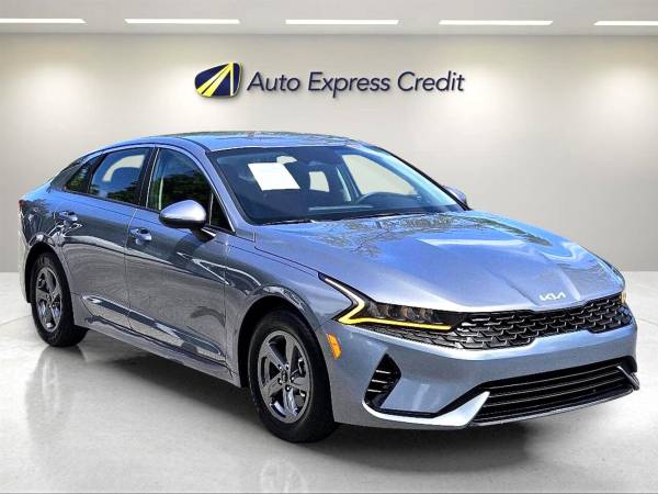 2023 Kia K5 LXS - $19.995 (desde $1.750*)63479884781953122