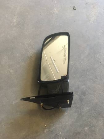 passenger  side mirror GMC van 1