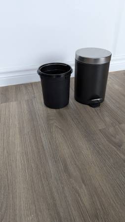 IKEA trash bin 1