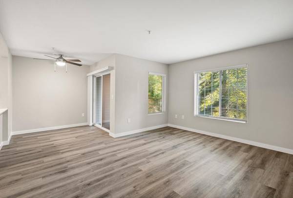 $3,048 / 3br - 1138ft2 - Large Walk-In & Linen Closets, Playground with Slides63688532059009122