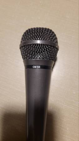 microphone 1