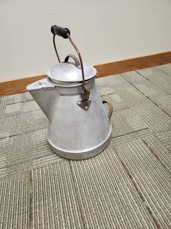 Vintage Wear-ever Coffee Pot 1