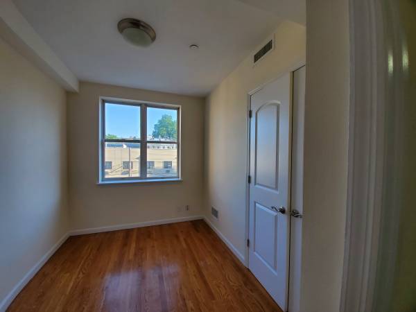 $2,599 / 2br - ____“G” J & M__TRAINS___NEW COMPLEX_____BEAUTIFUL MODERN APART._______ (BED STUY / CLINTON HILL)63661221540099121