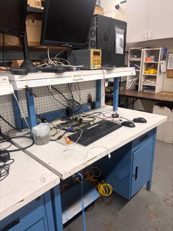 ESD Electronic Workbench Industrial Assembly Tables 1