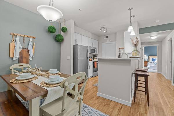 $1,890 / 2 habitaciones - 1145 pies² - Taquillas para paquetes, calefacción central, preparado para pantalla plana, piscina al aire libre (Richland / West Richland)63669172775041124