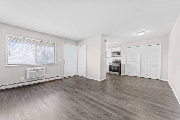 $945 / 1br - Wayne- Beautiful 1 Bedroom 1 Bath Unit Available Now! (Wayne)63926725165698124