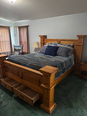 Rustic Pine Queen bedframe with footboard storage 1