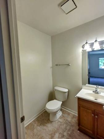 $1041.00 / 2br - 840ft2 - Rivermont Area 2 Bed Apartment in Lynchburg, VA - Available 9/15 - $1063851969310081120