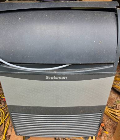 Scotsman Ice Maker 1