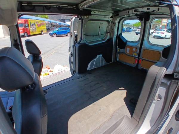 2015 Ford TRANSIT CONNECT XL - Photo 14