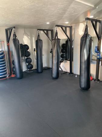 $2,200 / 800ft2 - RETAIL SPACE AVAILABLE (KEARNY MESA/LINDA VISTA)63932990920066121