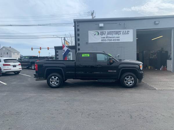 2018 GMC Sierra 2500HD SLT Crew Cab 4WD - $43,944 (Plaistow, NH)63622676423169121