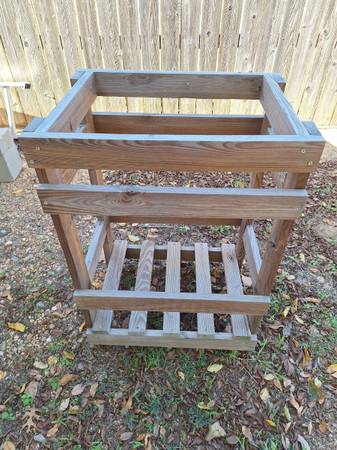 GARAGE GARDEN TOOL WOODEN RACK 1