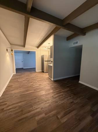 $1,575 / 3br - 1142ft2 - Fully Renovated Mid Century House! (3010 NE 13th St Gainesville, FL)63822864836865123