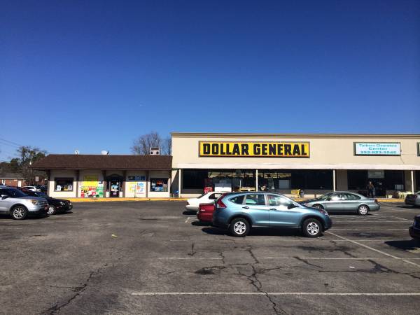 $445 / 215ft2 - Office , with exterior side and back entrance @Dollar general plaza (2109 Saint Andrews Street, Tarboro, NC)63987472174850121