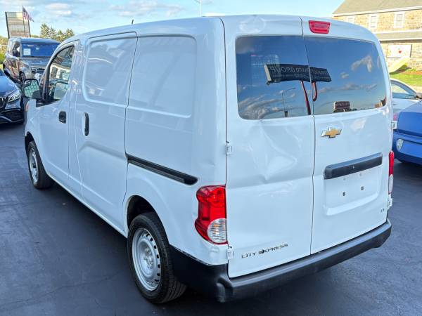 2017 Chevrolet CITY EXPRESS CLEAN - Photo 5