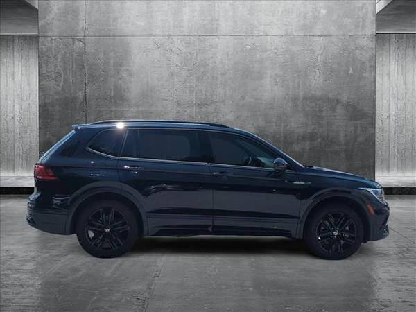 Tiguan VW SE R-Line Negro SUV 2022 - $23,999 (Llame *(678) 916-8820* para Confirmar Disponibilidad al Instante)63620777635971123