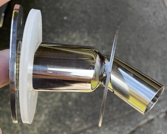 Stainless Steel through hull fitting 1