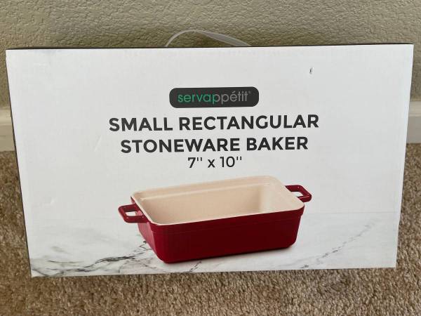 (New) Servappetit RED Stoneware Baker 7” X 10” 1