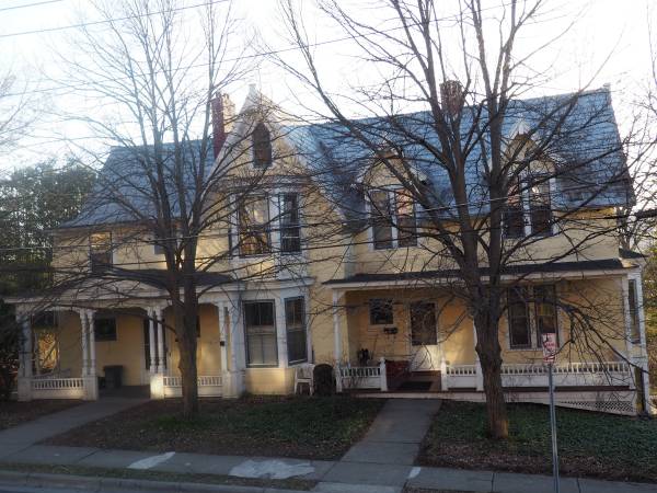 Attractive Light-Filled Apt. with patio in Great Location 1