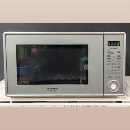 Sharp Carousel Countertop Microwave Oven Pearl Silver Countertop Kitchen Applian 1