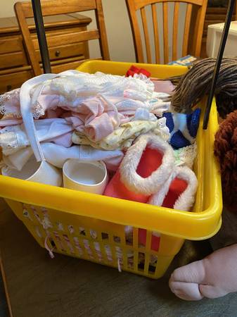 Cabbage Patch Dolls and clothes 1