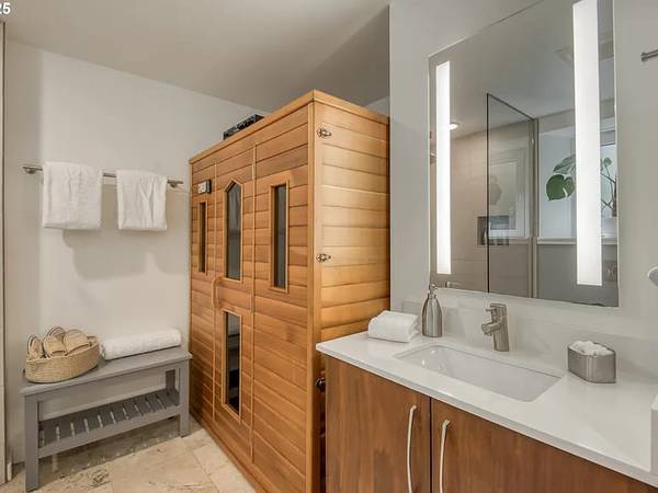 $1,100 / 2br - 1552ft2 - /*//Charming 1912 Home + Modern ADU in the Heart of Mt/*// (|||SE 54th Ave||||)64038878267394121