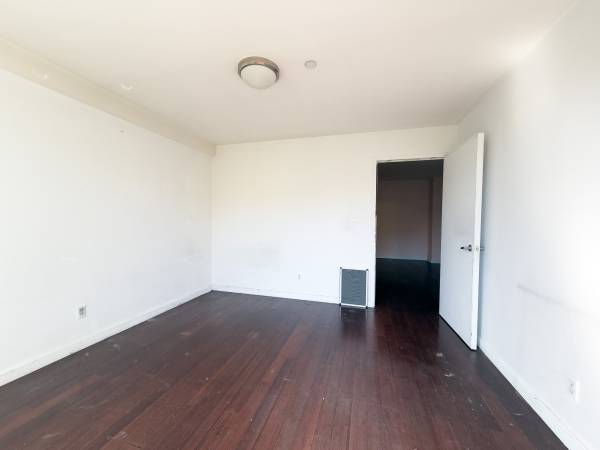 $3,599 / 2br - NO FEE / Sunlit Bushwick 2-Bed (Flex-3) / Balcony (Bushwick)63930272712195121