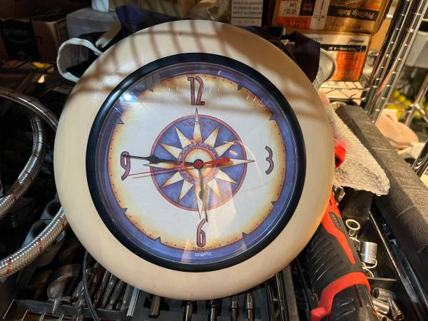 wall clock, desert/SW themed, about 12" diameter 1