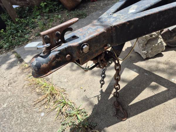 Seeking trailer maintenance advice (willing to pay) 1