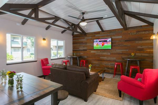 $2,764 / 2br - 1028ft2 - 2/BD, Rose garden, Patios (hayward / castro valley)63658095938817124