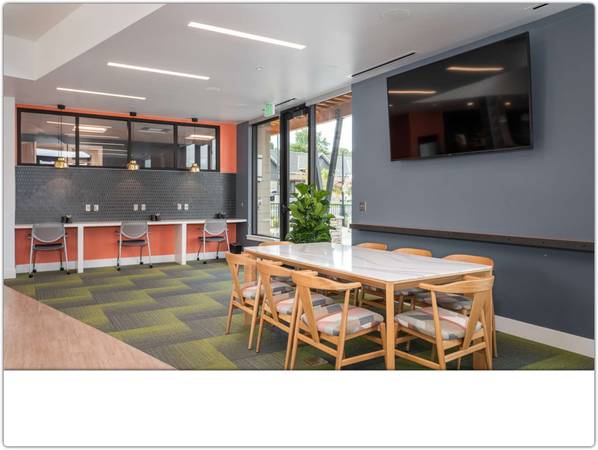 $1,369 You've picked a great space! We're near public transport (Wood Village - 5 minute drive from 1,000 Acre Dog Park)63672671096323122