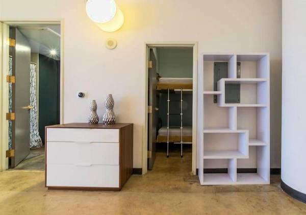 $2,750 / 1br - Walk Everywhere, Contemporary Loft in our Contemporary 1 Bedroom (Downtown in Gaslamp)63819155580035122