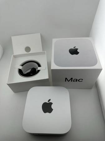(2024) Apple Mac Mini M4 Chip 16GB RAM 256GB SSD Silver (MU9D3LL/A) 1