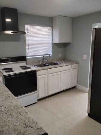 $130,000 / 2br - 900ft2 - 1603 w 27th 2bed 1 bath best deal for starter home (Jacksonville FL)63379520279809124