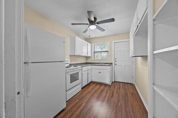 $825 / 2br - 800ft2 - Ático de 2 dormitorios y 1 baño (KILLEEN)63806811452161124