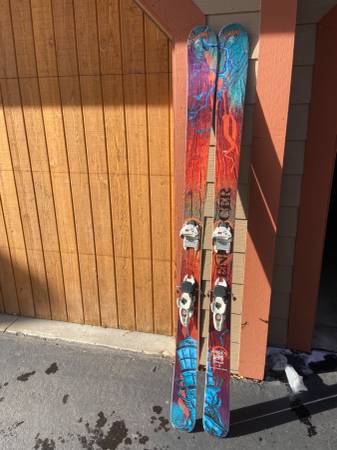 Skis 1