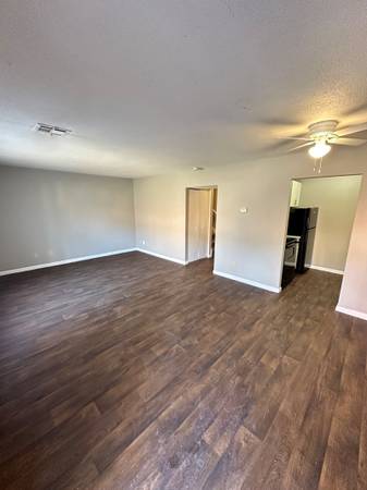 $890 / 2br - 830ft2 - I Know, I Know You Need To Move, No Problem, Move Here (2981 6th Street Southwest, Cedar Rapids, IA)63815109145473121