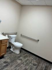 $4,200 / 10858ft2 - 2708 W Beaver St - Warehouse For Rent $4200.00 (Westside Jacksonville)63377821647361124