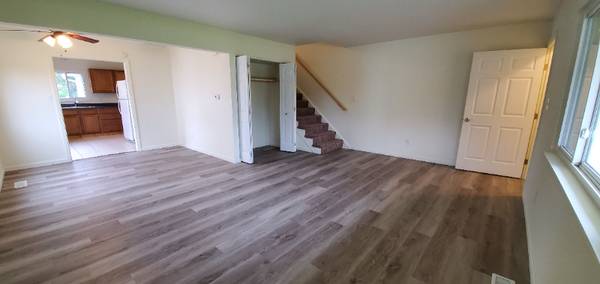 $1150.00 / 3br - 1400ft2 - 755 Akron Blvd63661042346881123