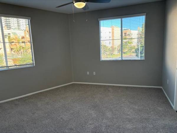 $3,958 / 2br - 1054ft2 - Elevator Access on All Floors, Amazon Hub for Package Delivery (University City)63954709814019124